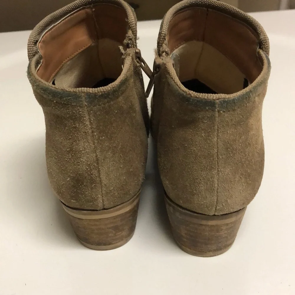 Skechers Women's Ankle Boots Dark Tan Suede Leather Side Zip Booties Size 6.5